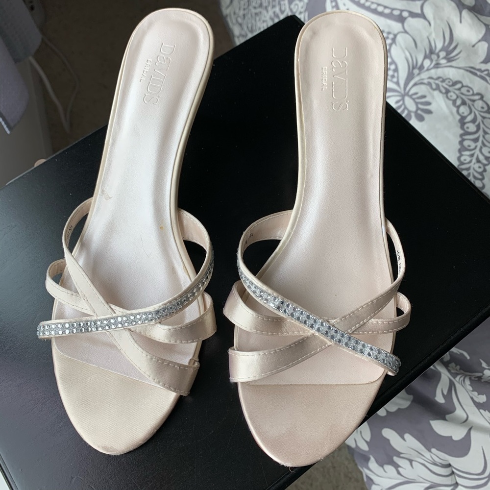 David’s Bridal Riley slip on shoe